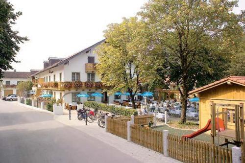 Gasthof & Hotel Jaegerwirt Aufhofen Exteriér fotografie